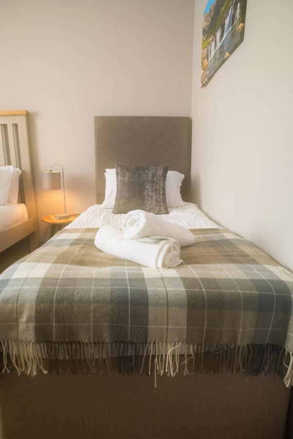 Luxury Super Central Cottage With A Hot Tub/ Gym Portree Exteriér fotografie